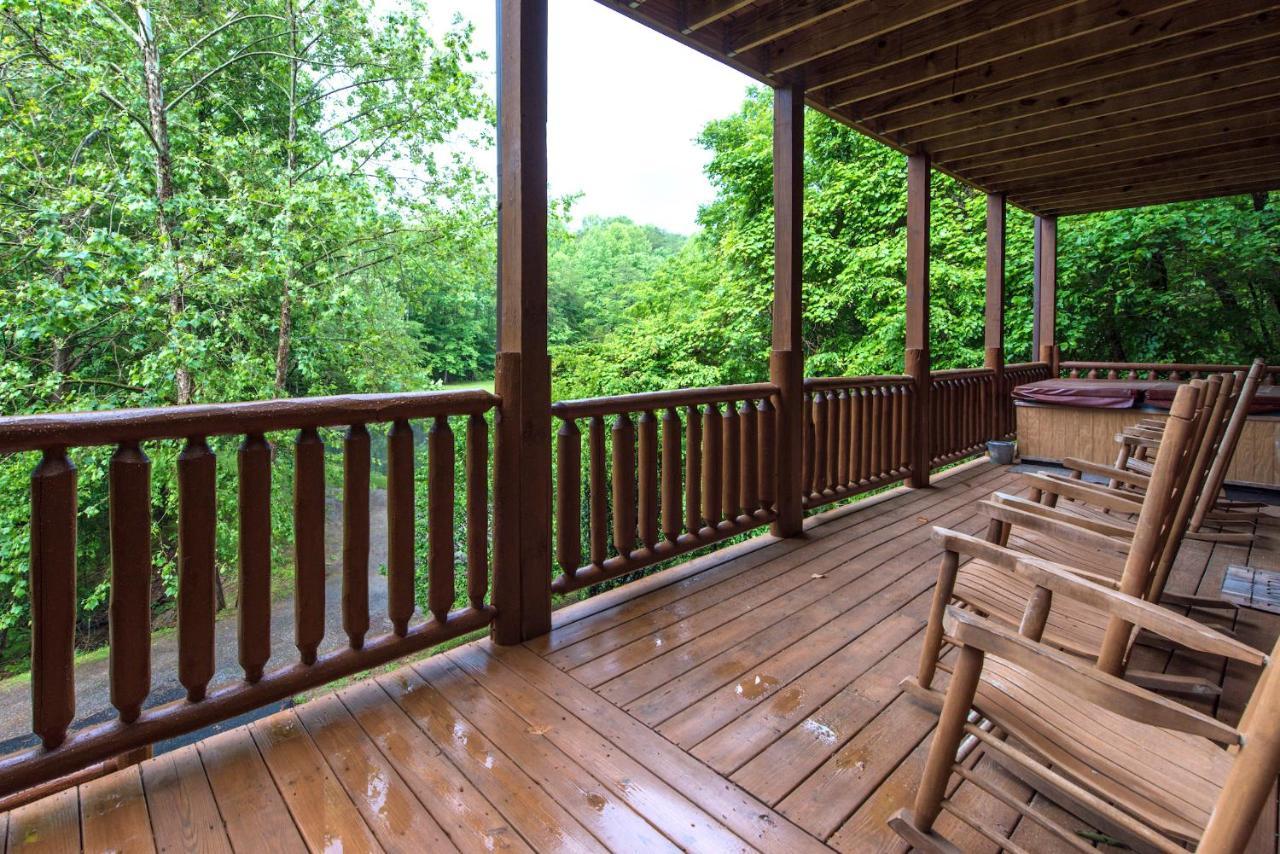 Cabin Of Dreams, 3 Bedroom Water View, Wifi, Hot Tub, Pool Table, Sleep 8 Sevierville Exterior foto